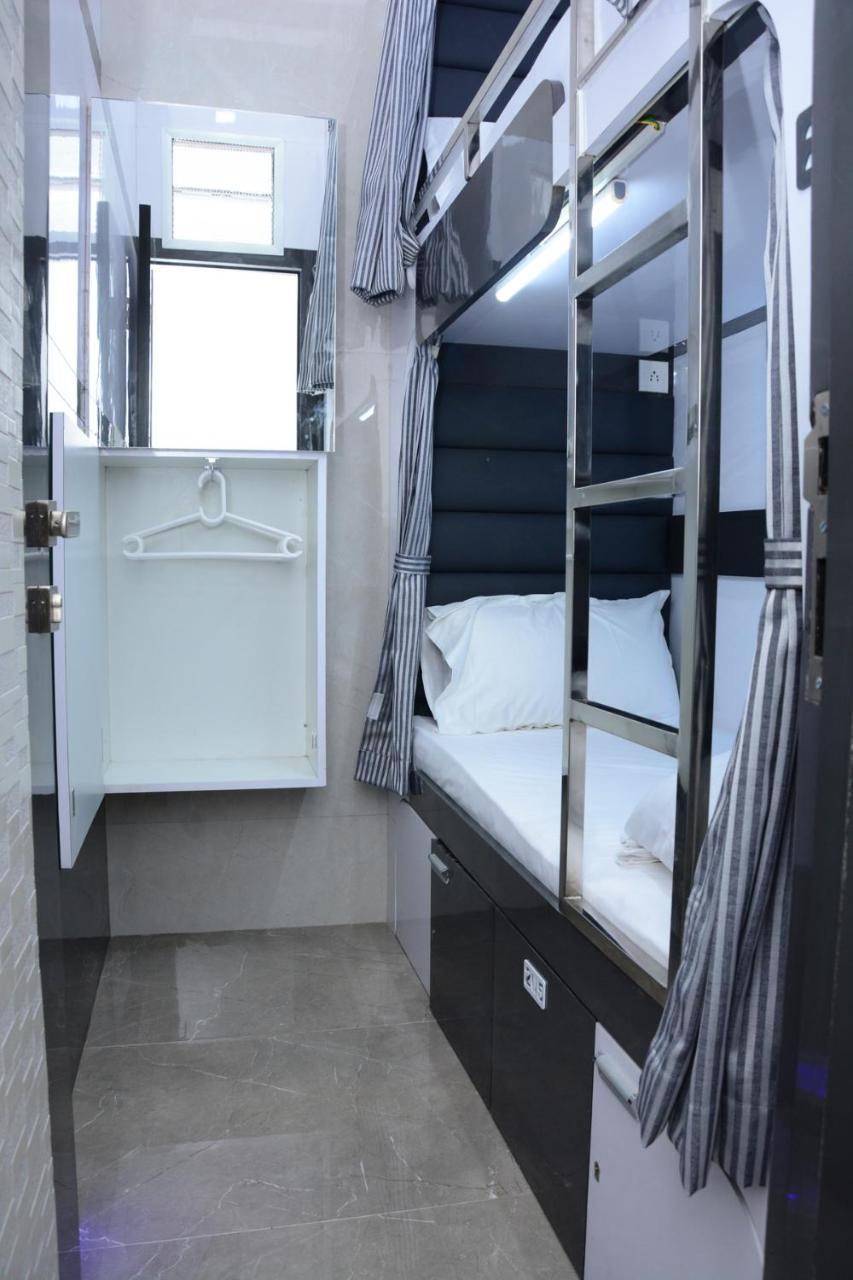Ocean Dormitory Bombay Exterior foto